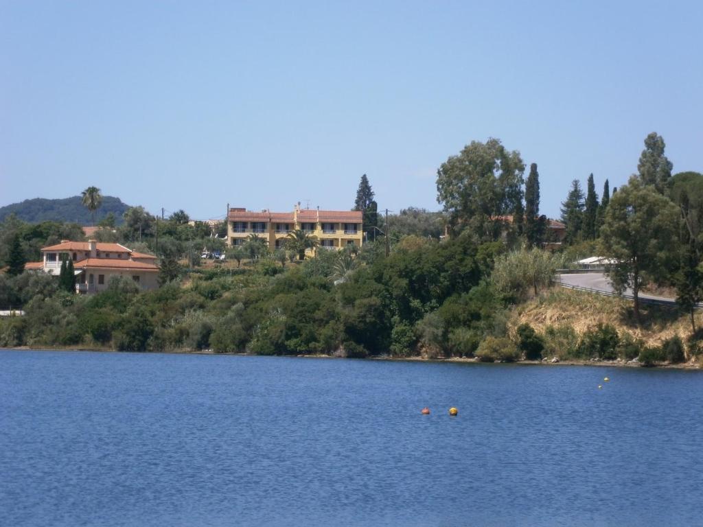 Athineos Apartments Kommeno (Corfu) Exterior foto