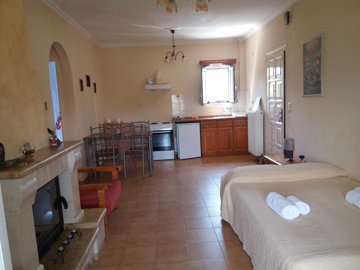 Athineos Apartments Kommeno (Corfu) Exterior foto